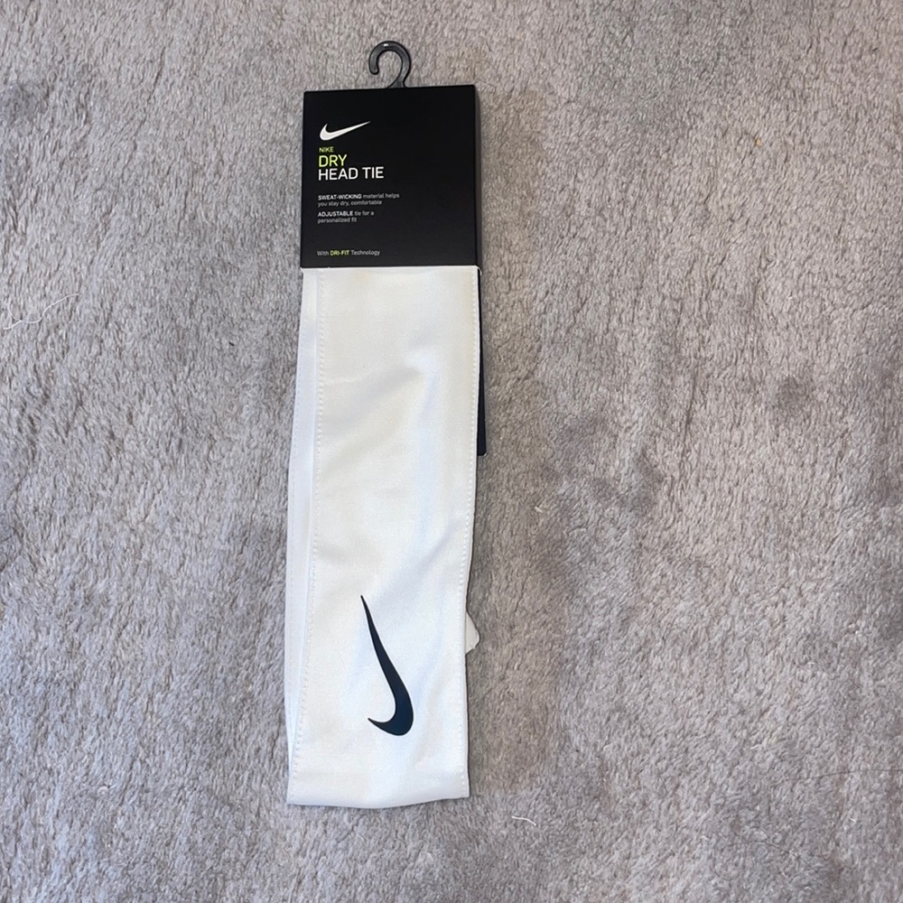 Nike tie headband